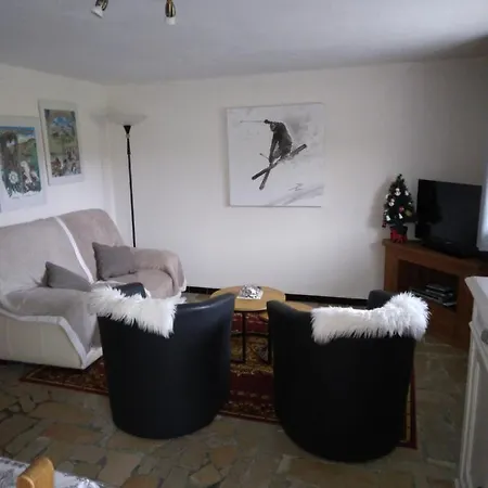 Holiday home Le Tetras *